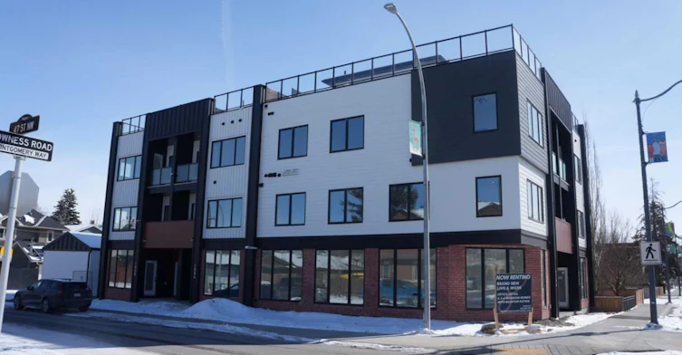 1904 47 Street, Calgary, AB, T3B 6B8 - 2