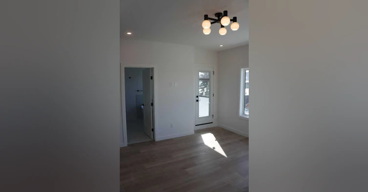 4744 Bowness Road, Calgary, AB, T3B 0B4 - 32