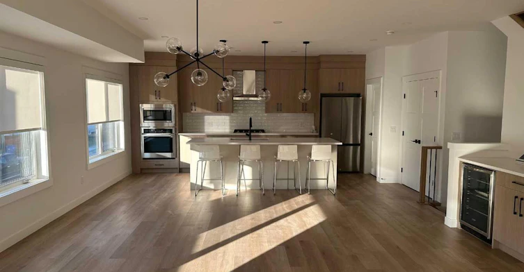 4744 Bowness Road, Calgary, AB, T3B 0B4 - 6