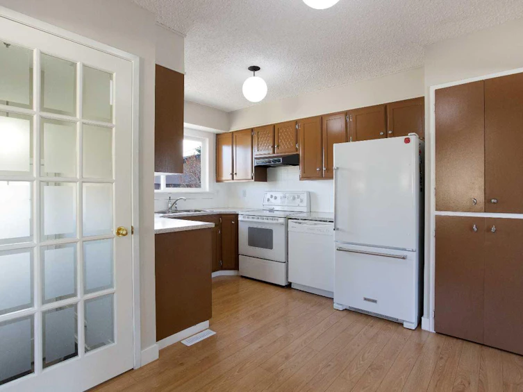 23 Queen Isabella Close SE, Calgary, AB, T2J 3R2 - 9