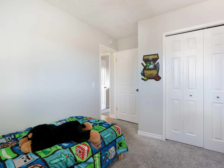 23 Queen Isabella Close SE, Calgary, AB, T2J 3R2 - 21