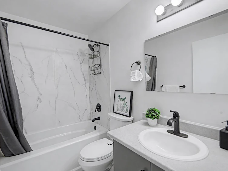 302A-7301 4a Street SW, Calgary, AB, T2N 4V8 - 23