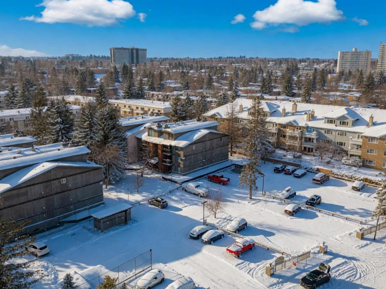 302A-7301 4a Street SW, Calgary, AB, T2N 4V8 - 3