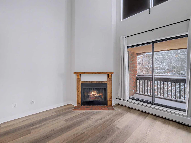 302A-7301 4a Street SW, Calgary, AB, T2N 4V8 - 18