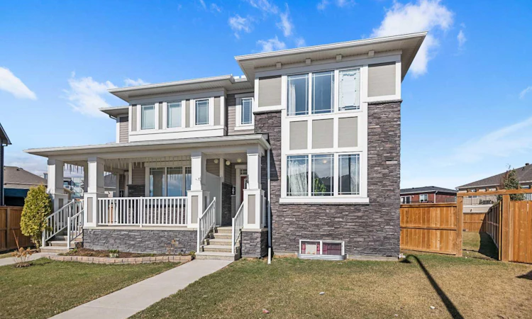 295 Carrington Circle NW