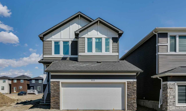 322 Hotchkiss Common SE
