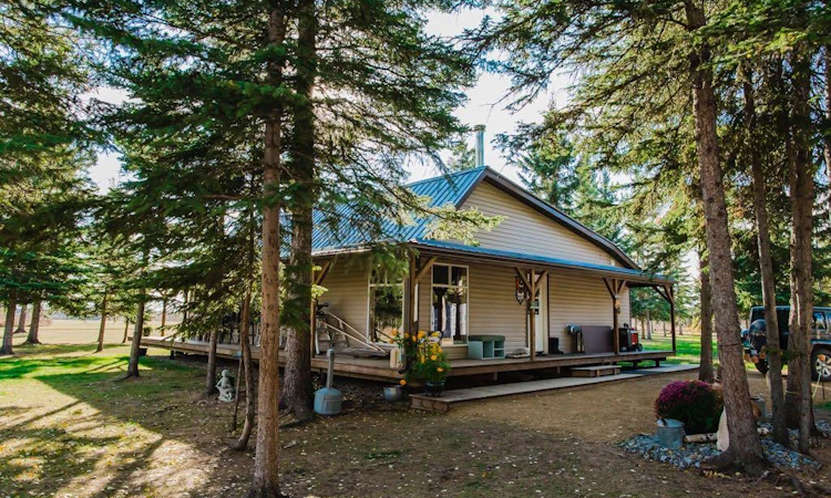 7923 Range Road 73