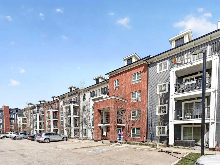 3311-279 Copperpond Common SE, Calgary, AB, T2Z 1J1
