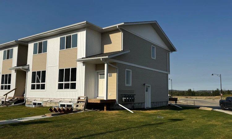 42 Lavelle Close