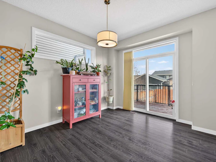 15 Fireside Crescent, Cochrane, AB, T4C 2L4 - 12