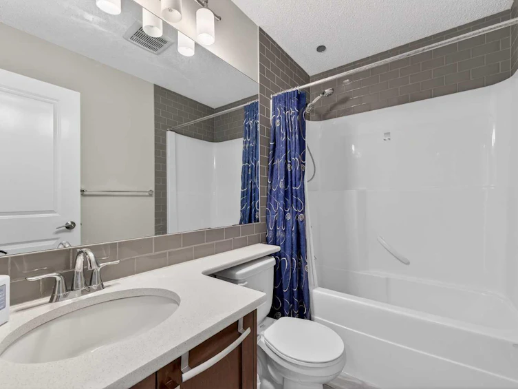 15 Fireside Crescent, Cochrane, AB, T4C 2L4 - 34