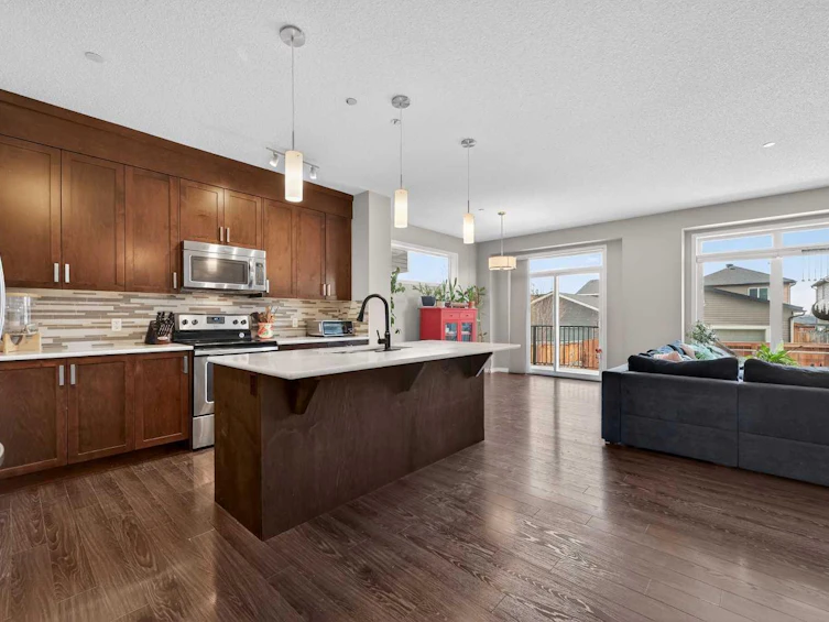 15 Fireside Crescent, Cochrane, AB, T4C 2L4 - 5