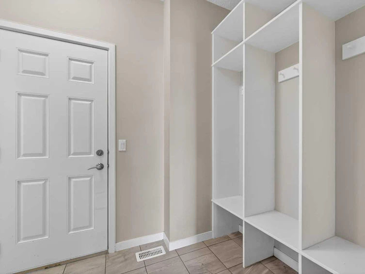 15 Fireside Crescent, Cochrane, AB, T4C 2L4 - 21