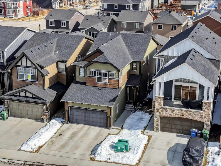 15 Fireside Crescent, Cochrane, AB, T4C 2L4 - 46