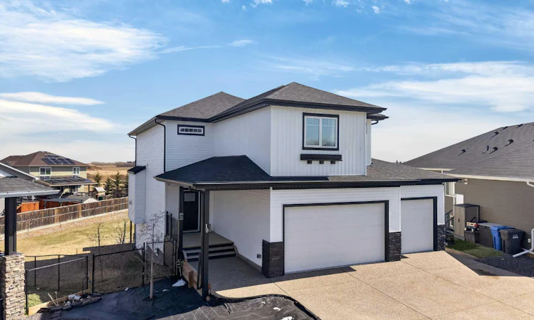10 Bishop Circle