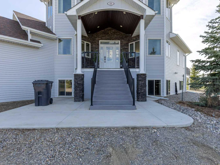 406 Meadow Lark Drive, Lethbridge, AB, T1J 4R9 - 3