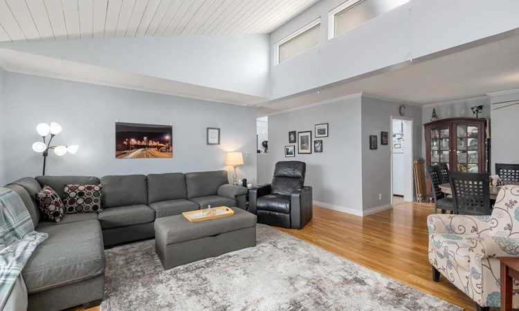 408-3730 50 Street NW