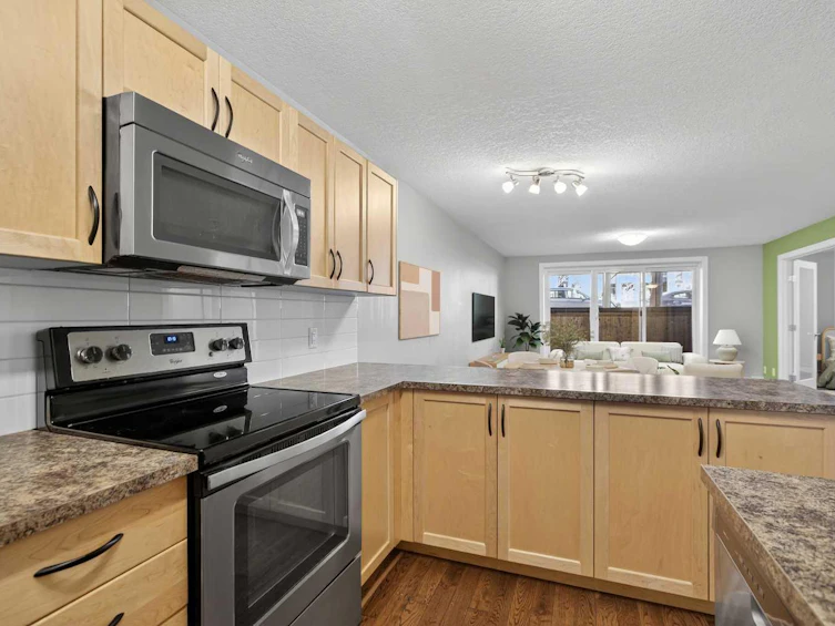 2-125 23 Avenue SW, Calgary, AB, T2S 0H9 - 8