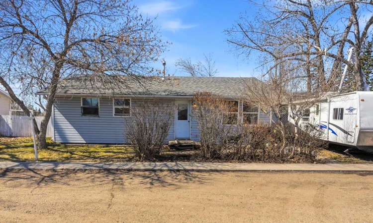 #33-320 7 Avenue NE