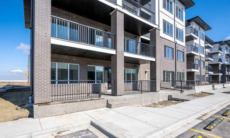 4102-6 Merganser Drive W
