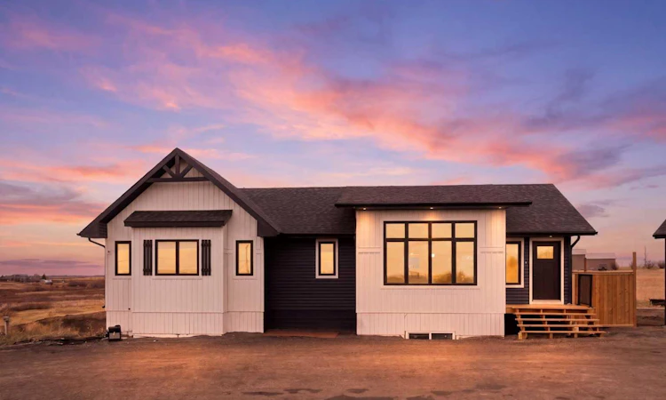 32105 Highway 543 E