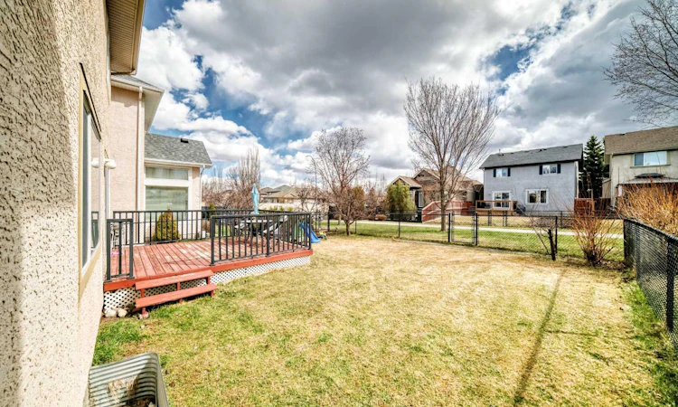 264 Everwillow Green SW