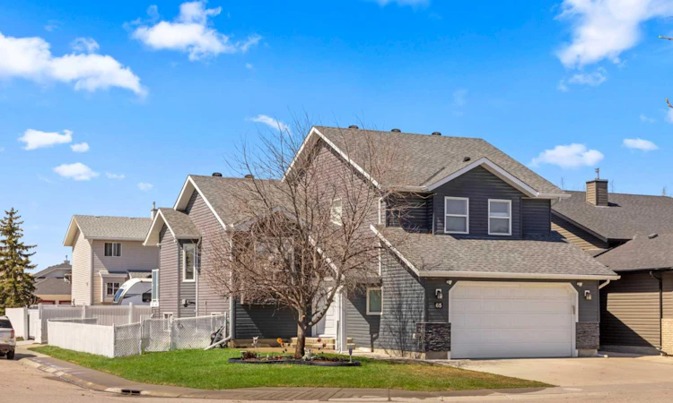 65 Canoe Circle SW