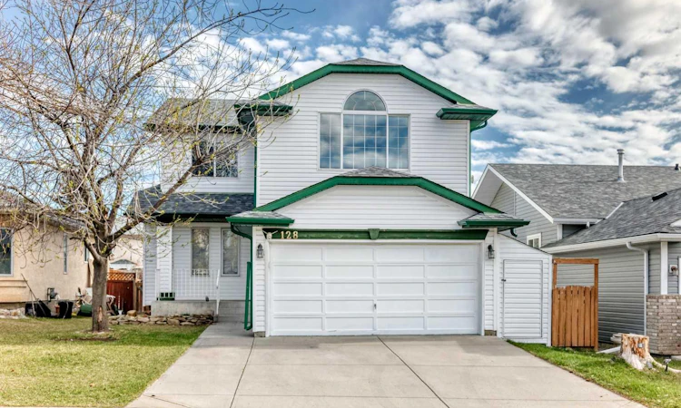 128 Harvest Park Road NE