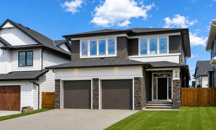 84 Saltsage Heath