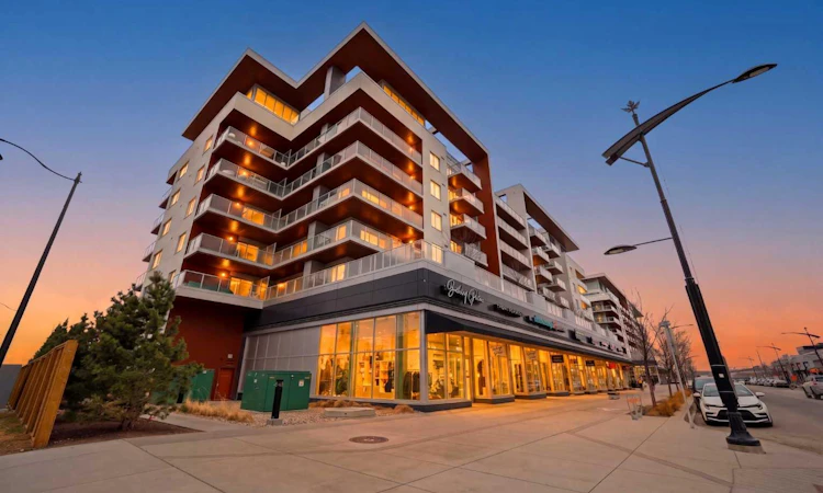 415-8445 Broadcast Avenue SW