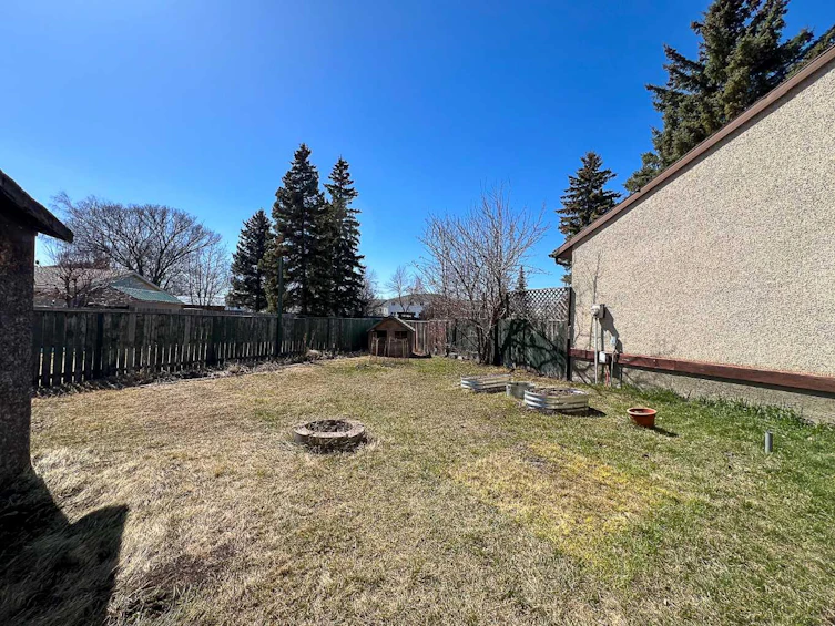 9937 71 Avenue, Grande Prairie, AB, T8V 5T4 - 17