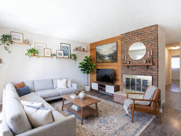 1144 Berkley Drive NW, Calgary, AB, T3K 1E4