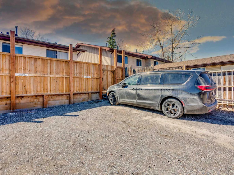 1144 Berkley Drive NW, Calgary, AB, T3K 1E4 - 25
