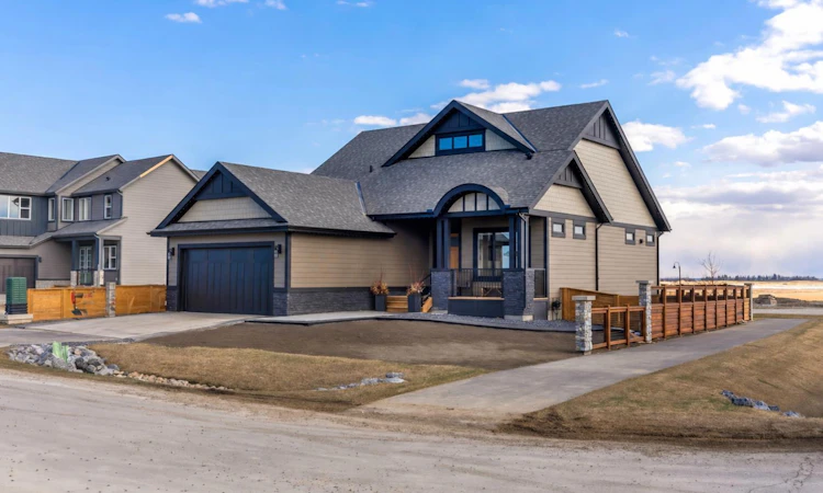 349 Limestone Bay