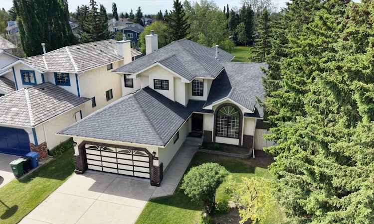 95 Hawkstone Close NW