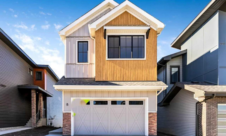 8 Heritage Link