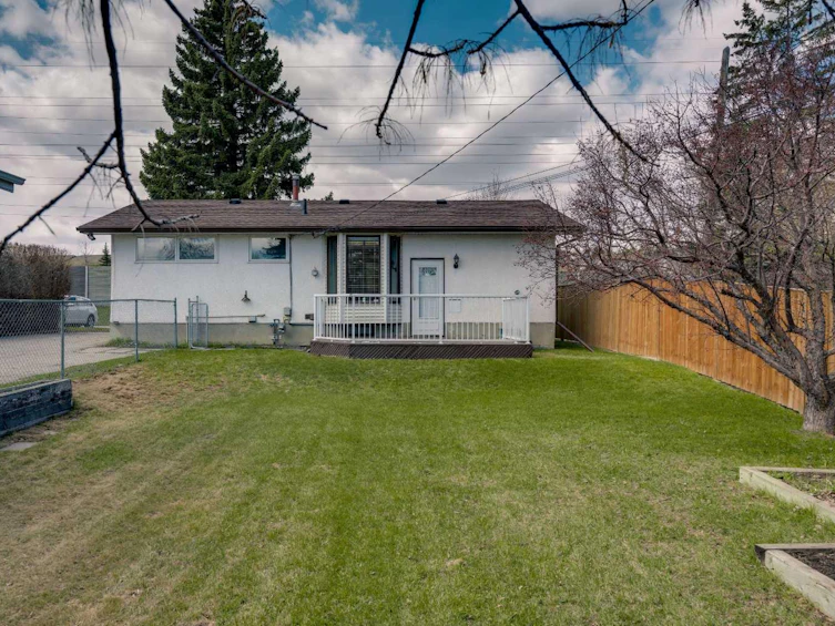 212 Westwood Drive SW, Calgary, AB, T3C 2W3 - 33
