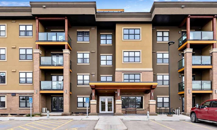 2112-10 Market Boulevard SE