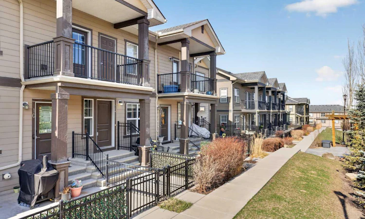 12 Evanscrest Gardens NW