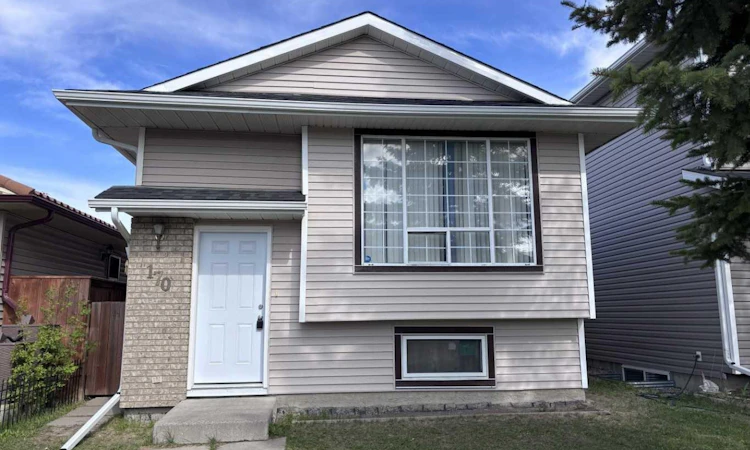 170 Martindale Drive NE