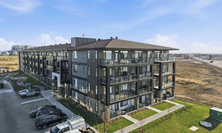 1211-3700 Seton Avenue SE
