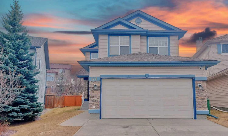 133 Panamount Court NW