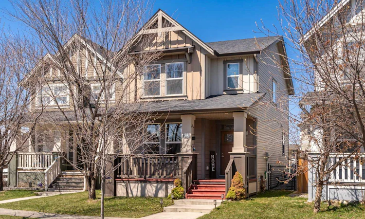 75 Williamstown Landing NW