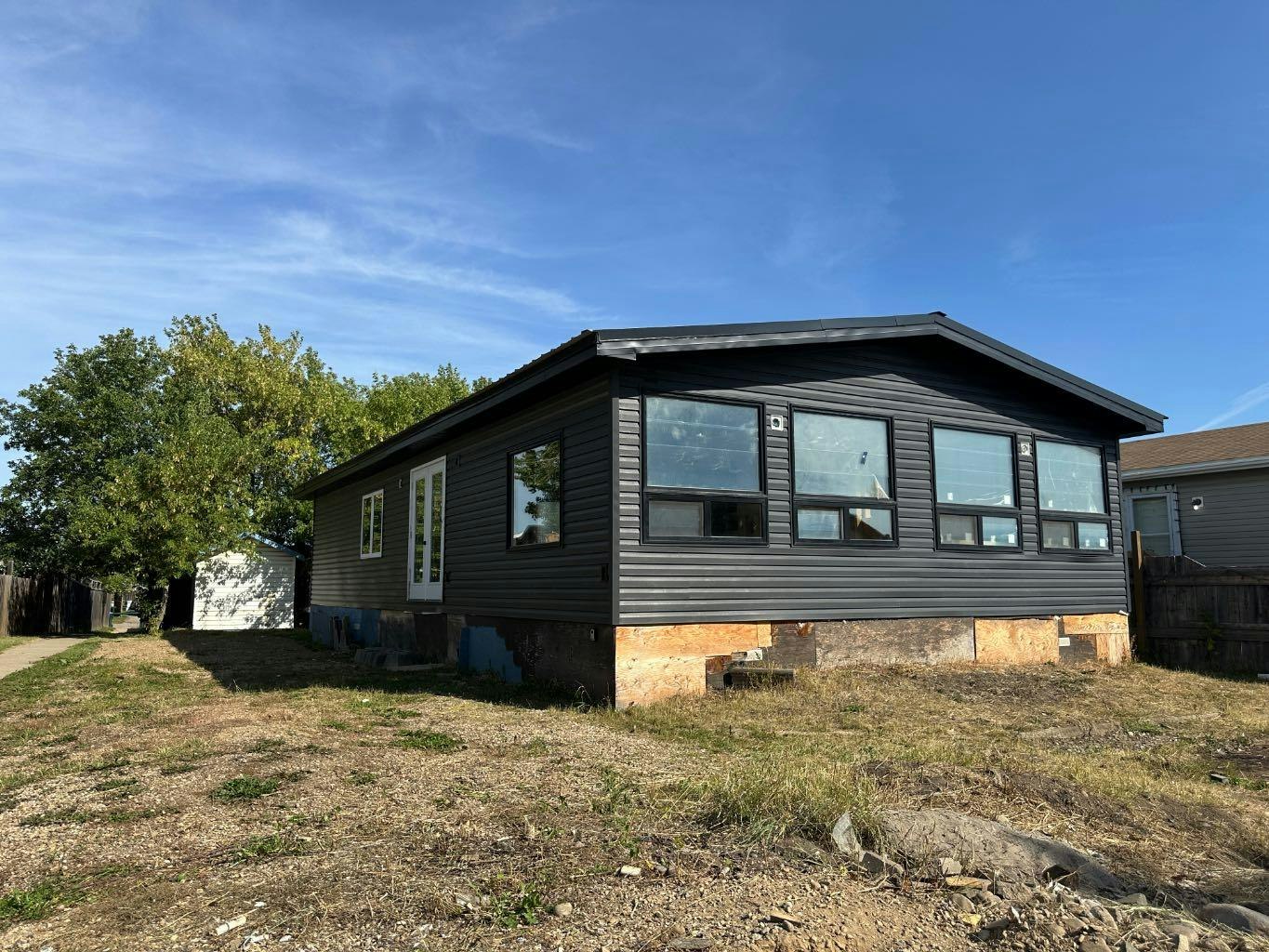 232 Greenwich Lane, Fort Mcmurray, AB, T9H 3Z3