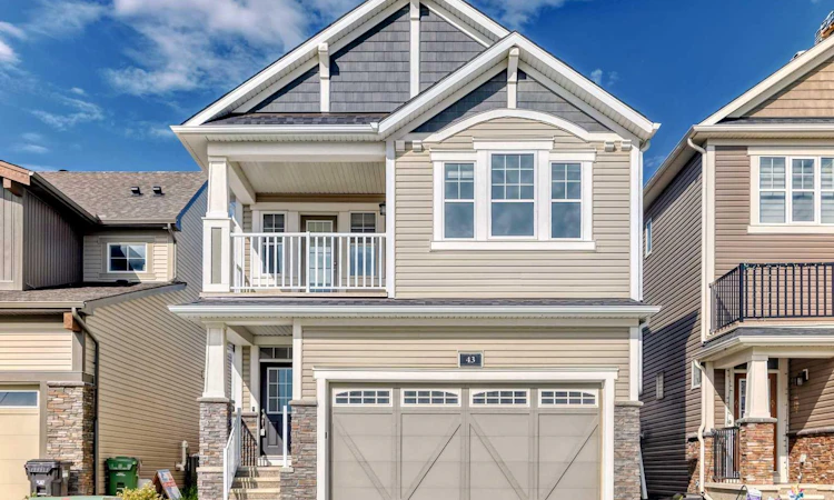 43 Carrington Crescent NW