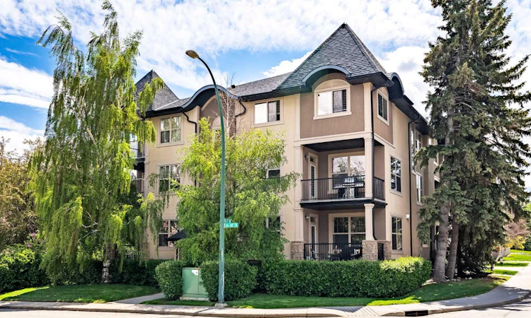 101-3704 15a Street SW
