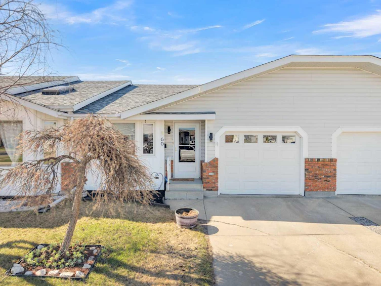 60 Cosgrove Close, Red Deer, AB, T4P 3N5