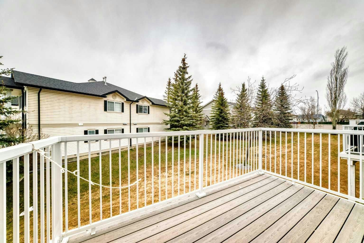112 Country Village Cape NE, Calgary, AB, T3K 5J7