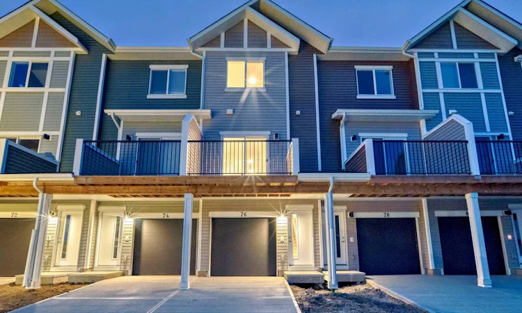 76 Tuscany Summit Square NW