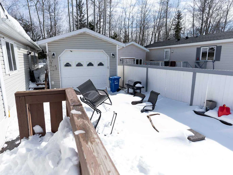 216 Harpe Way, Fort Mcmurray, AB, T9K 2K8 - 8